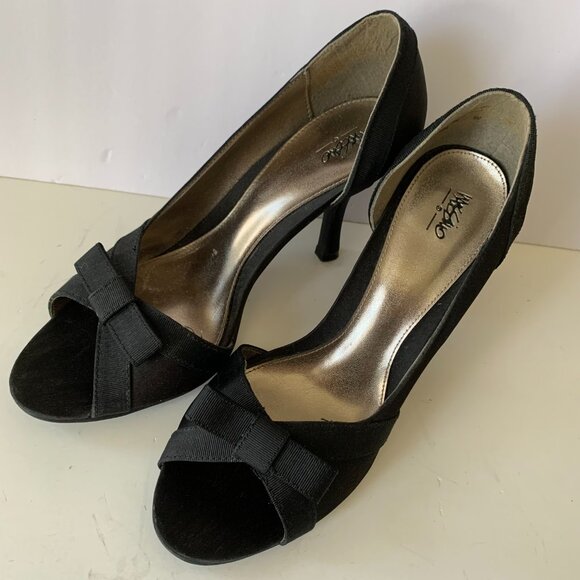 MOSSIMO BLACK PEEP TOE PUMPS WITH BOW DETAILS HEEL SHOES SIZE 9M - Picture 1 of 10